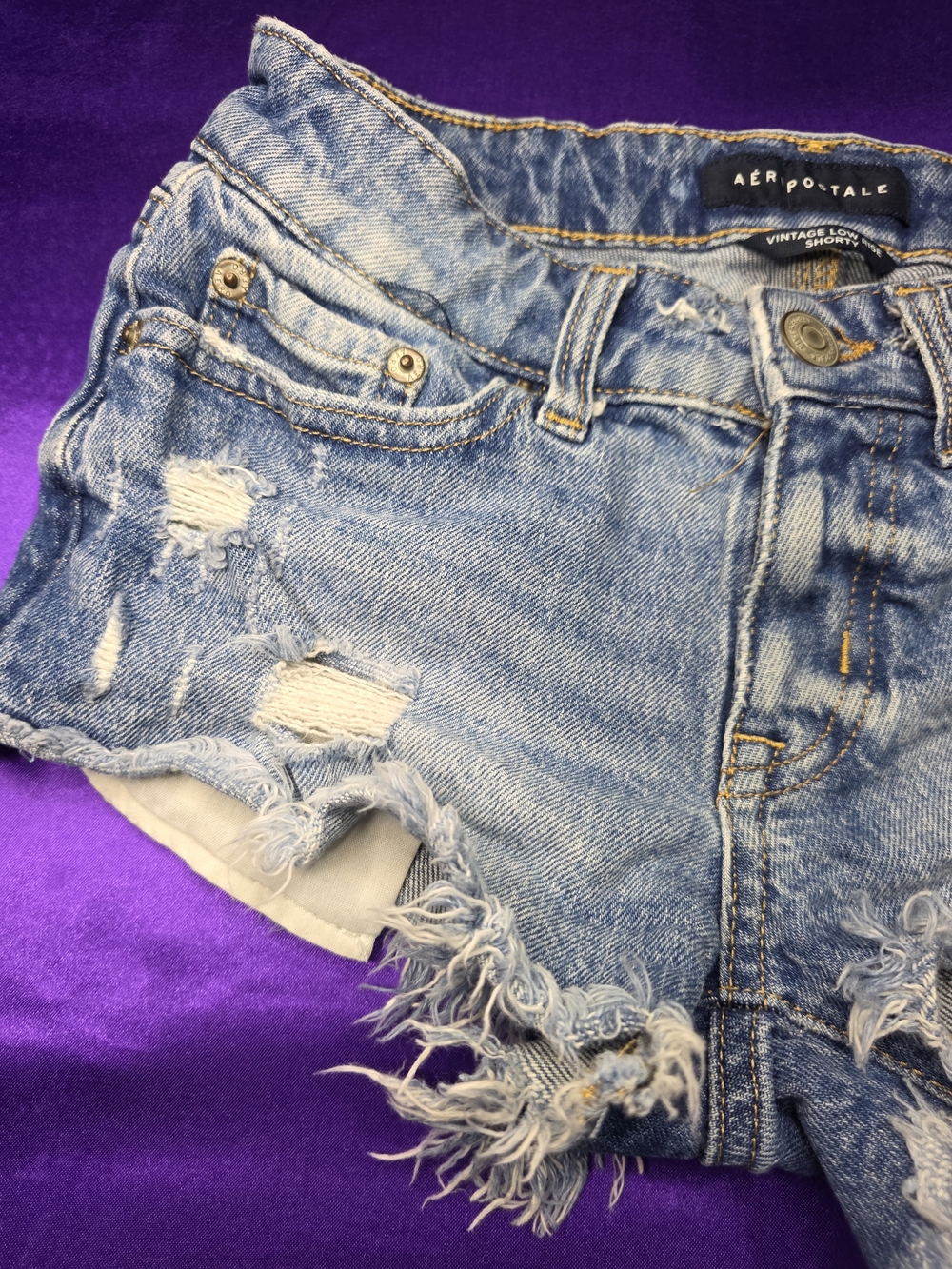 Aeropostale Vintage Denim  Low Rise Shorty Cut Off Shorts - Size 000 - Picture 3 of 9